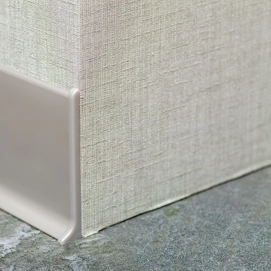 AL 60, Plinta din aluminiu, Silver Matt, 2,5m 6